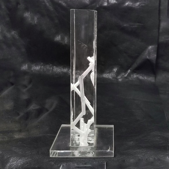 Owl on a tree Lucite Figurine - Picture 2 of 8